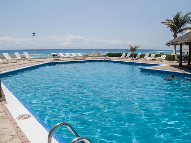 Lagoon View and Private Beach