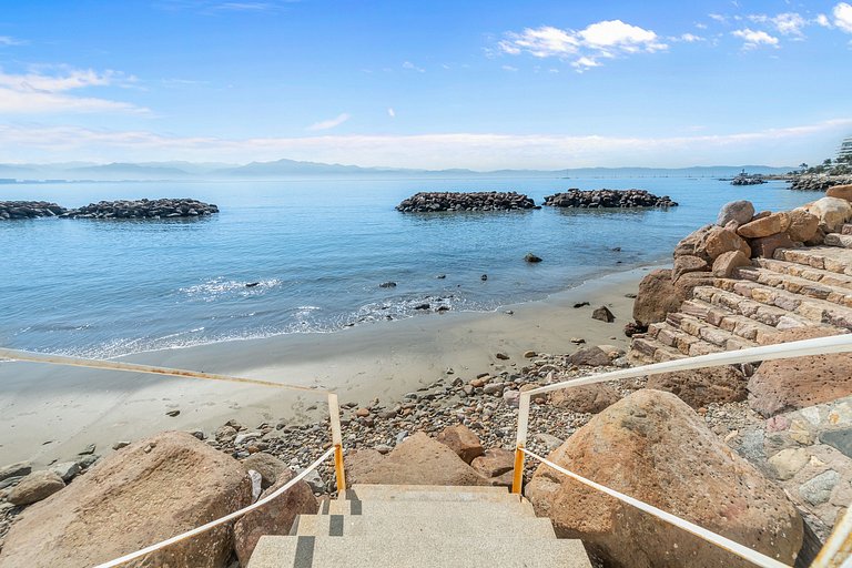 Narval Sea View and Beachfront